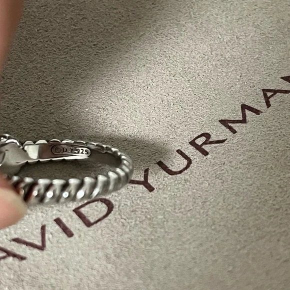 David Yurman Silver Ring with Diamond Accents sz8 - Picture 4 of 5